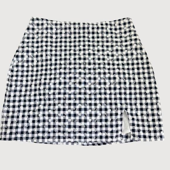 Le Lis Dresses & Skirts - Le Lis Gingham Embroidered Mini Skirt Black White S